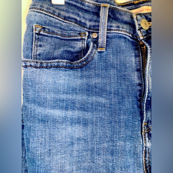 LEVIS 721 High Rise Skinny Jeans. Size 27. Great condition. - Picture 5 of 6